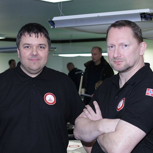 Reiar møtte klubbkamerat Jan Helge i første kamp. (Foto: KVB)