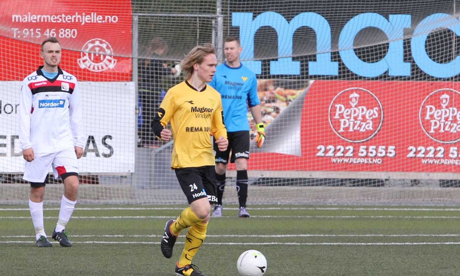 Thomas Lunde Fosen fekk debuten for A-laget i ein ordinær kamp (foto: AH)