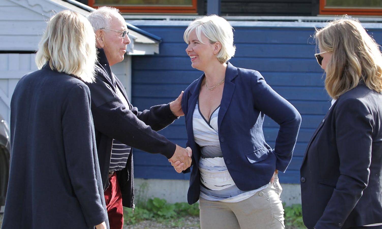 Ole Haakon Lunde blei gartulert med dagen. (Foto: KVB)