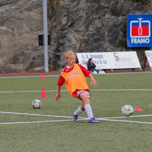 Spansk fotballskule i Lysefjorden (Foto: AH)
