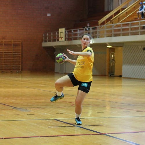 Elise sette inn sesongens første Os-mål, 1-2. (Foto: Kjetil Vasby Bruarøy)