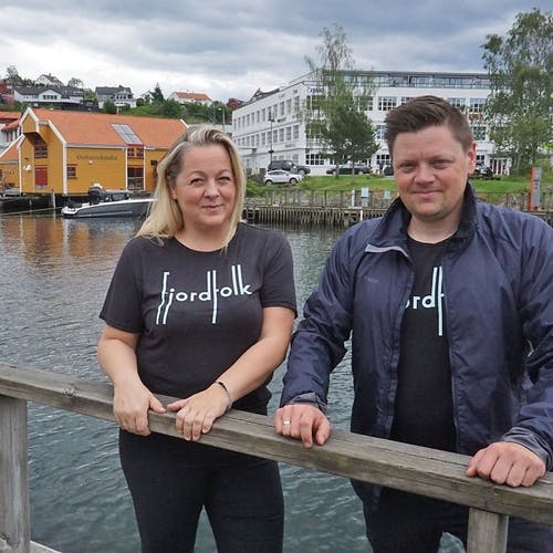 Marthe og Christoffer i Fjordfolk. (Foto: KVB)