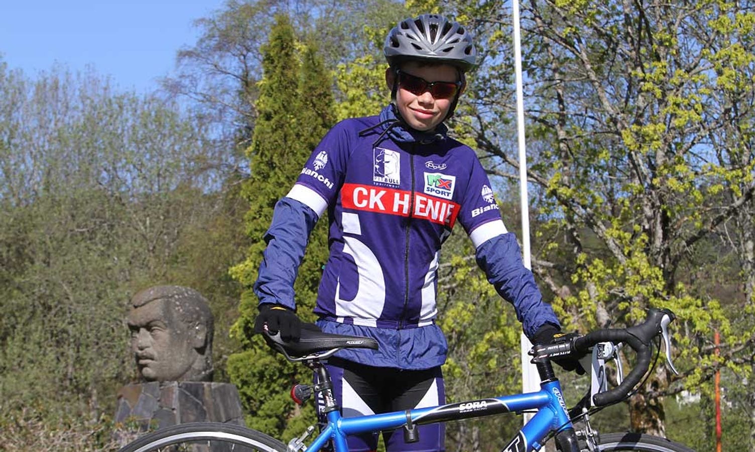 Erik Vaktskjold debuterte i Os Rundt på 13-årsdagen sin. (Foto: Kjetil Vasby Bruarøy)
