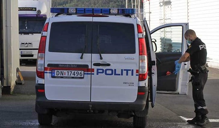 Politiet, her i 2015, har denne veka vore to gongar på verkstaden i Industrivegen. (Arkivfoto: Kjetil Vasby Bruarøy)