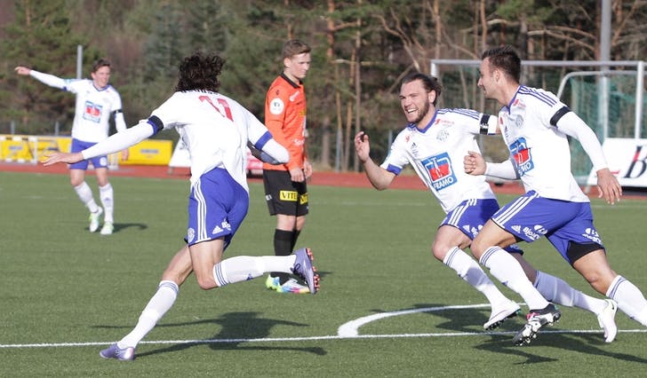 Jubel etter av Nysæther sette inn 1-0 i 38. minutt. (Foto: Kjetil Vasby Bruarøy)