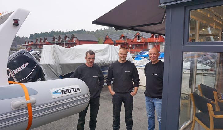 F.v.: Jan Erik Davanger, Morten Tøsdal og Olav Tøsdal. (Foto: Kjetil Vasby Bruarøy)