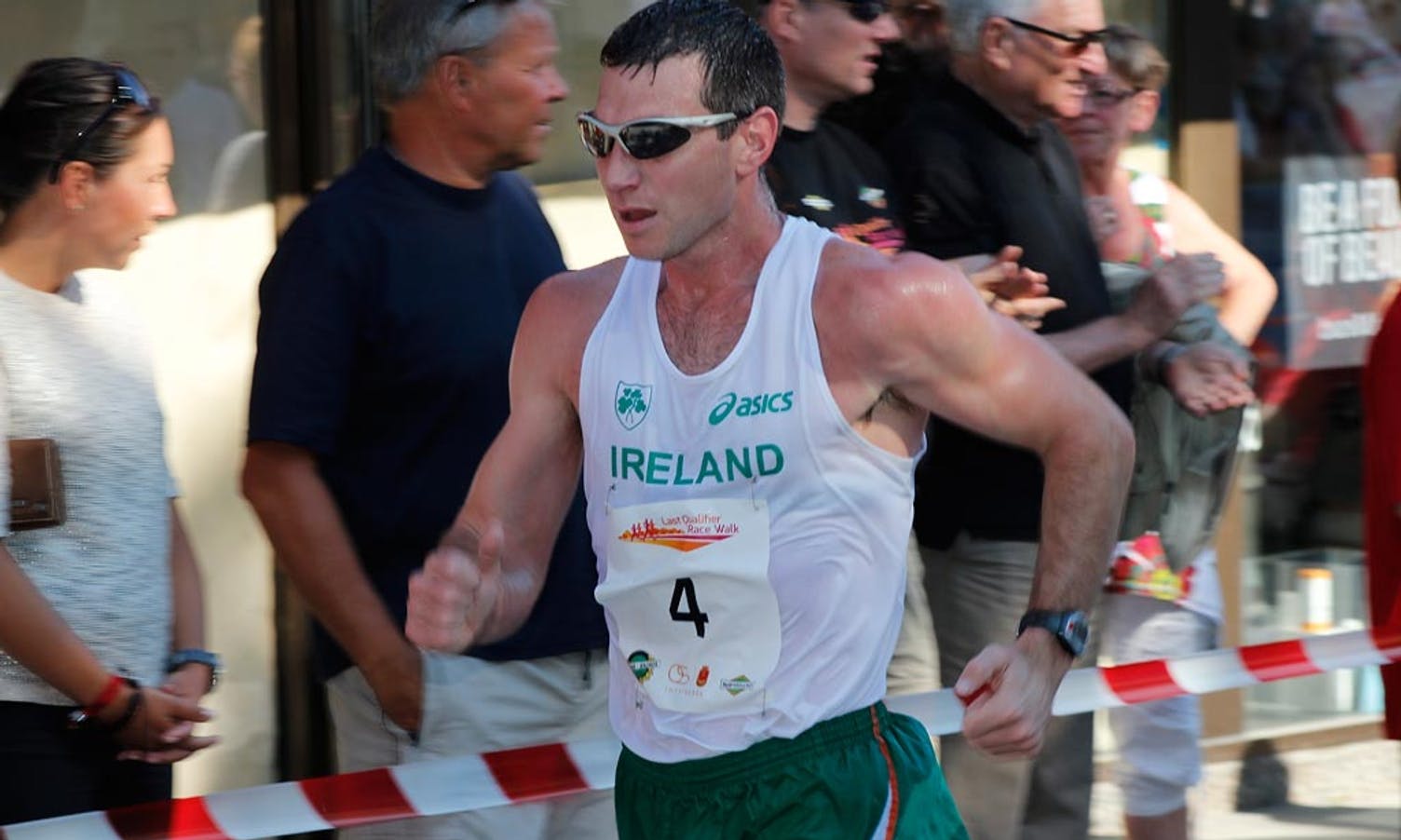 Irske Jamie Costin som brakk ryggen før OL i Aten for åtte år sidan (foto: AH)