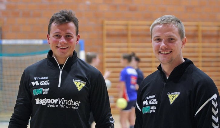 Emil Andreas Fjær (t.h.) har fått med seg Runar Wallaker som assistenttrenar. (Foto: Kjetil Vasby Bruarøy)