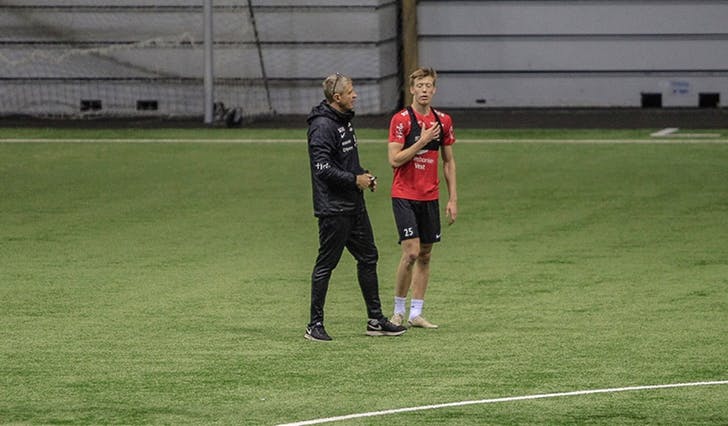 Lars Arne Nilsen skal ikkje lenger veileda Ole Martin Kolskogen på treningsfeltet. (Foto: ØH)