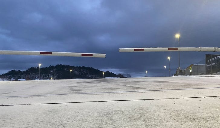 Den nye kontrollplassen ved Svegatjørn langs E39. (Foto: Kjetil Vasby Bruarøy)