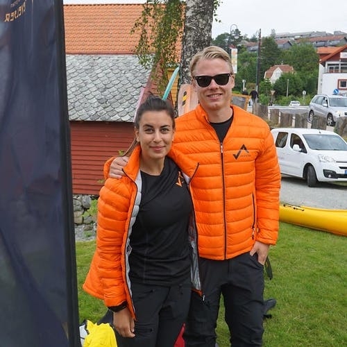 Anna og Christian Evje Olsen har fleire padlekurs framover, det neste om tre veker. (Foto: KVB)