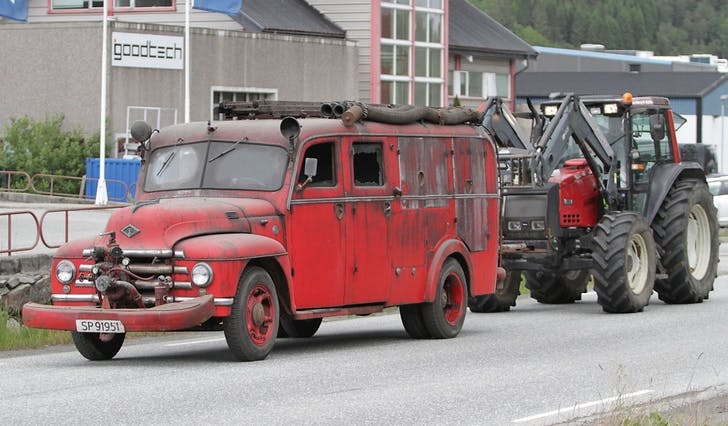 Diamond T var brannbil i Os frå 1951 til 1981. På 90-talet blei den skadd i brann (!) i Vognhallen. (Foto: Kjetil Vasby Bruarøy)