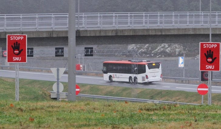 MDG vil ha nullvekst i biltrafikken, fleire bussavgangar og lågare pris på bussbillettar. (Bilde av ny 600-linje på ny E39, foto: Kjetil Vasby Bruarøy)