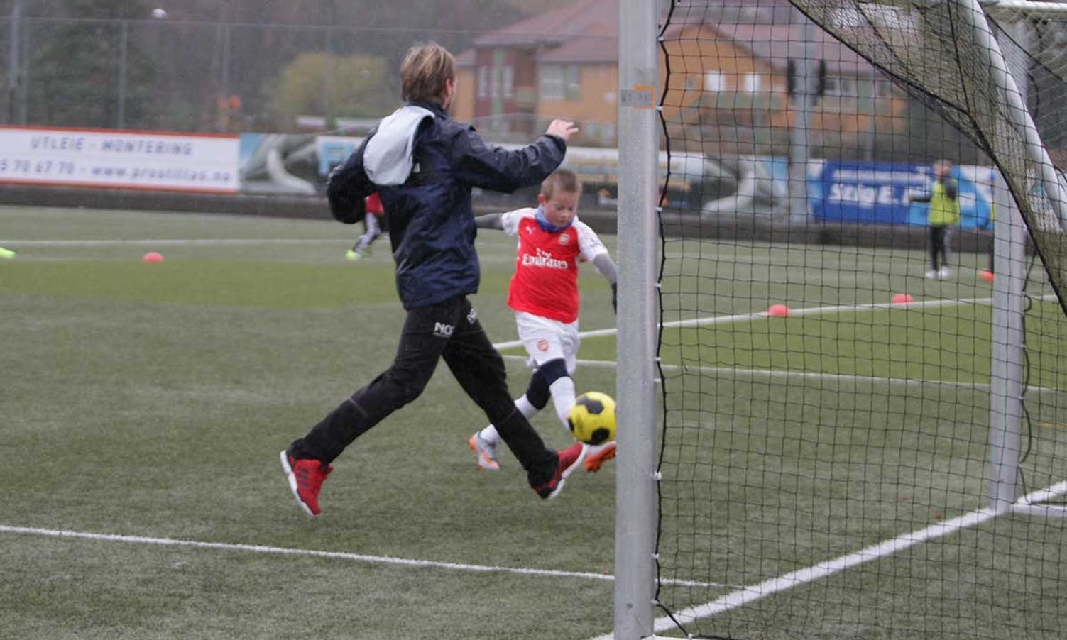 Ørjan Håland prøvde seg som keeper. (Foto: KVB)