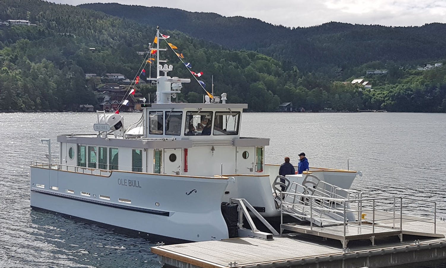 Den nye båten «Ole Bull» har kome til Lysøen