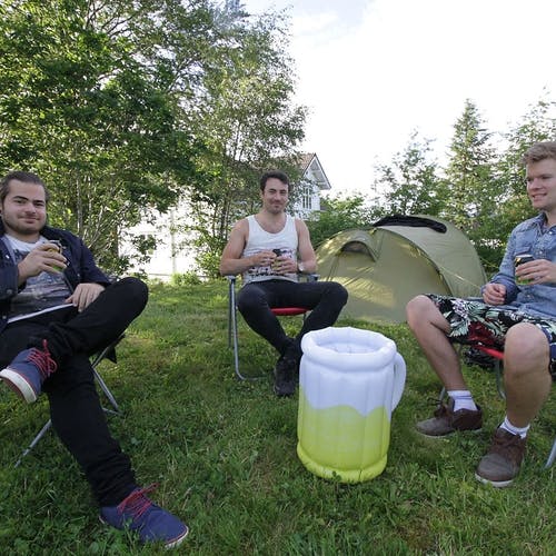 God stemning på Kuven Farm Camping før festivalen i fjor. (Foto: KVB)