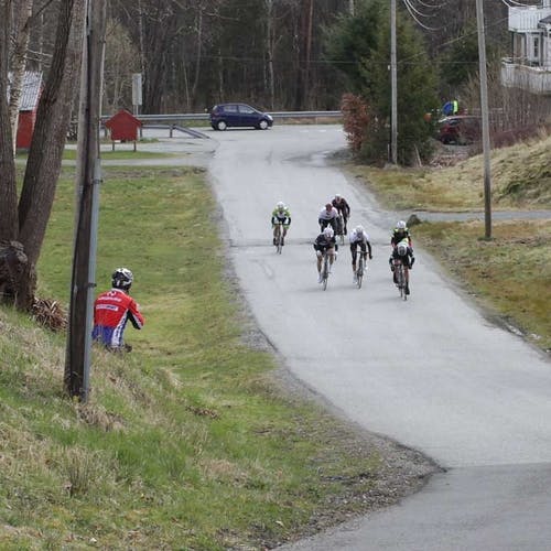 I første felt kom sju syklistar. (Foto: KVB)