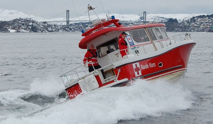 Røde Kors-båten Hordaland er på turné heile påsken. Turneen startar i Os laurdag 8. april. (Foto: Vibeke Blich, HRK)