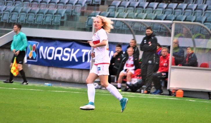 Madelen Koldal Holme var eit lyspunkt i ein ellers svak kamp av Sandviken (foto: Trond Gausemel, Hordalandsfotball.no)