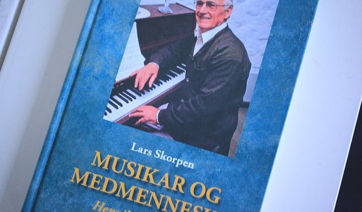 Dagens «lesekrok» er henta frå boka om komponisten og motstandsmannen Henrik M. Lyssand (1912-1989).