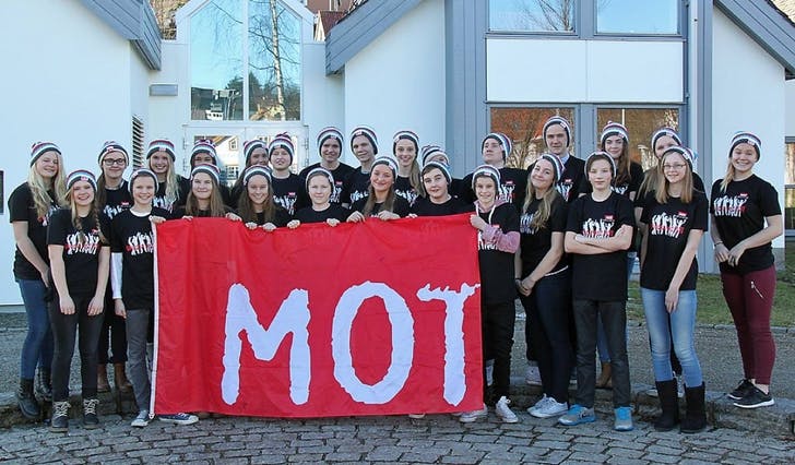 26 ungdomar klare for MOT (foto: Kari Marie Austevoll Lyssand)