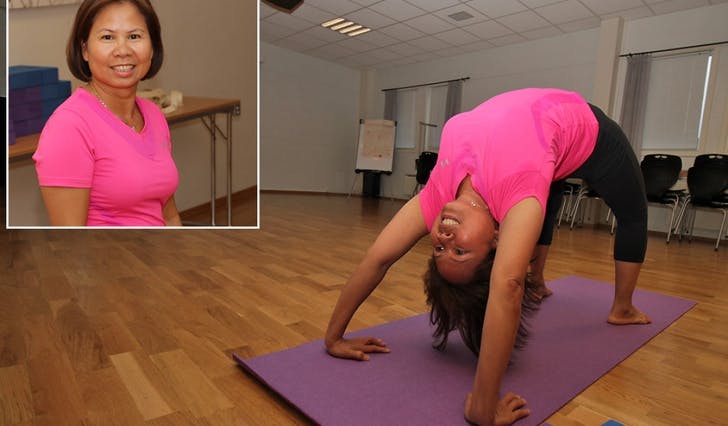 Nga Thi Nguyen fekk positiv effekt av yoga, og har no utdanna seg til instruktør for å halda kurs i Røde Kors-huset. (Foto: Kjetil Vasby Bruarøy)
