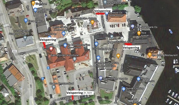 Osøyro blir stengt for biltrafikk ved dei fire raude strekane. (Kart: Bjørnafjorden kommune)