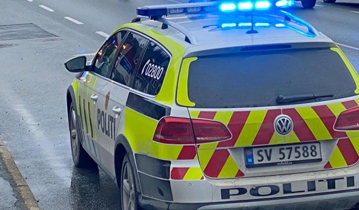 Politiet stoppa ein bil på Røykenes i går. Bilførar varknytt til ei sak i Bergen. (Arkivfoto: KVB)