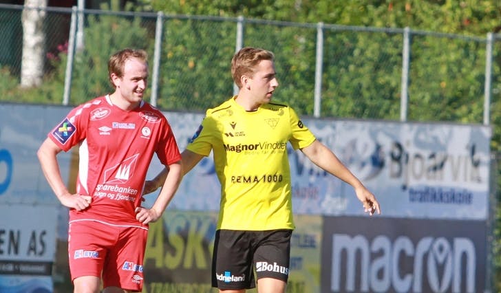 Niklas Lunde Fosen, her mot Fjøra med A-laget, gav Os 2 leiinga i 21. minutt borte mot Djerv. (Foto: Kjetil Vasby Bruarøy)