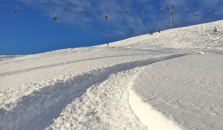 Mykje snø og stabilt vintervêr, som her i januar, har vore med på å gjera 2018-vinteren rekordgod i Eikedalen. (Foto: Kjetil Vasby Bruarøy)