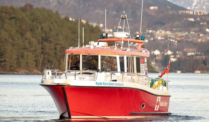 På laurdag og søndag vil denne båten og Røde Kors-mannskap driva med øving i området rundt Ramsholmen. (Foto: Frank Baggen)&nbsp;