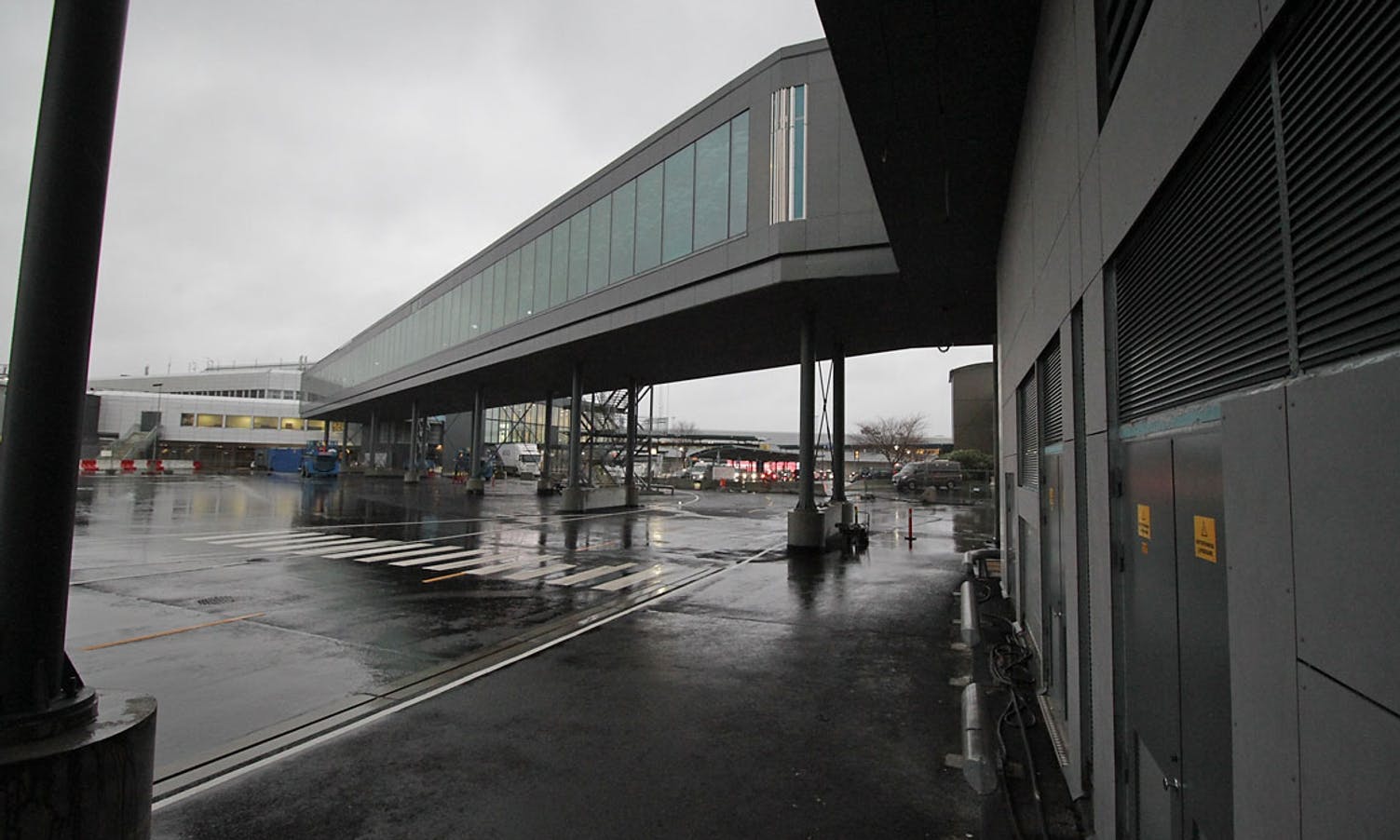 Korridoren mellom nye og gamle terminalen. (Foto: KVB)