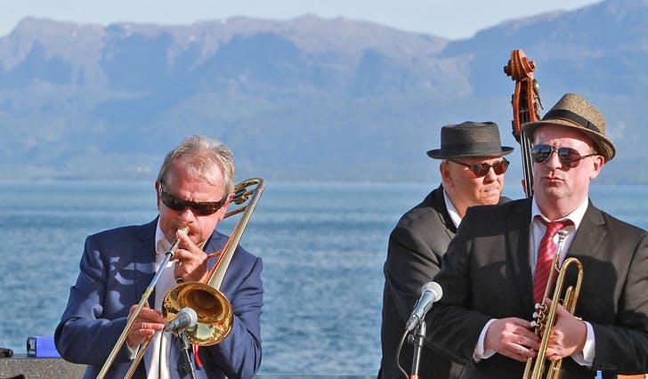 Sist det 45 år gamle jazzbandet spelte i lag, 17. mai 2019. (Foto: Kjetil Osablod Grønvigh) 