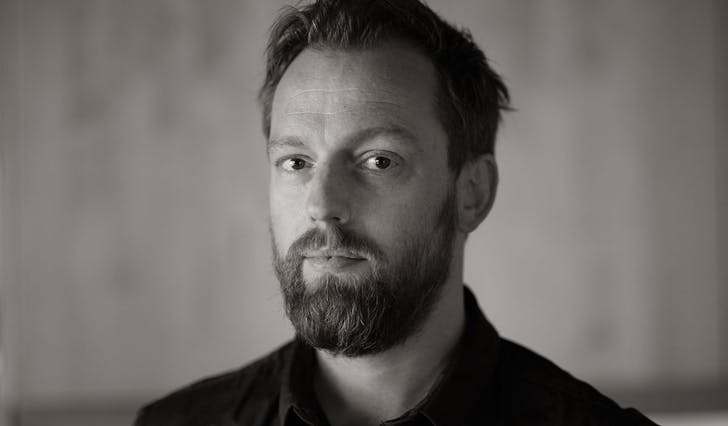 Forfattar Eirik Ingebrigtsen frå Os. (Pressefoto:Finn Ståle Felberg/Oktober Forlag)