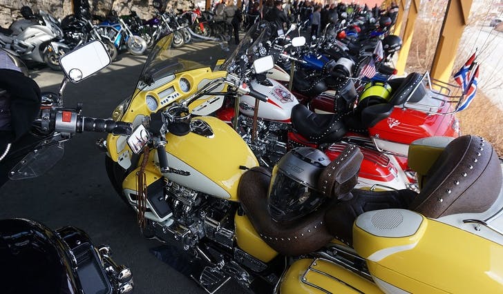 I fjor håpa arrangørane på 50-60 motorsyklar - det kom rundt 170. (Foto: KVB)