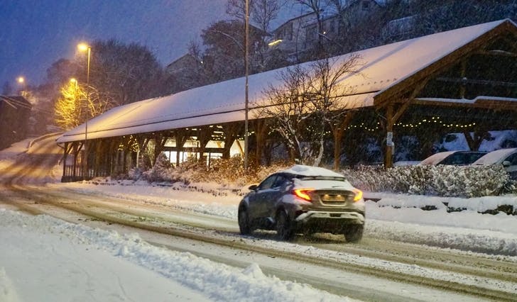 SNØ: Meteorologane har sendt ut farevarsel for snø i delar av Hordaland. (Foto: Nora Trippestad)