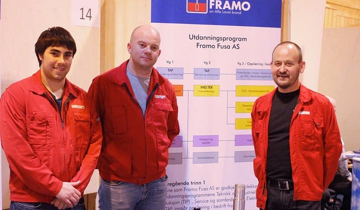 TAF-læring Ørjan Riise, Arnt Ove Lundervik og Arve Skåtun frå Framo fortel at deira verksemd har rekordmange læringar i år. (Foto: CV)