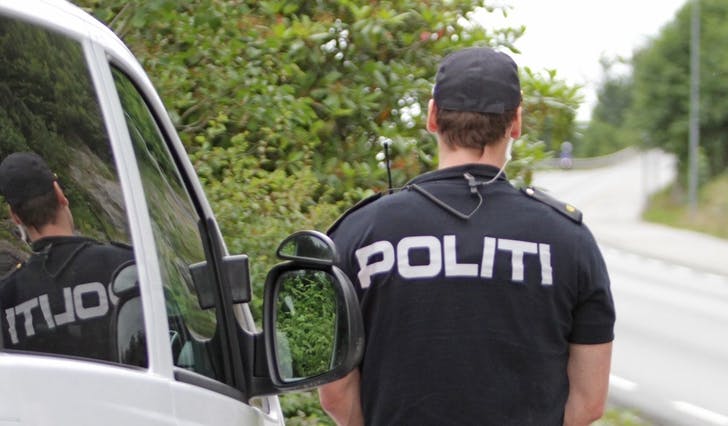 Politiet stoppa ein MC-førar på Lepsøyvegen i natt. (Arkivfoto: Kjetil Vasby Bruarøy)