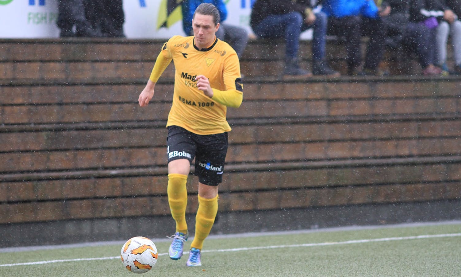 Sander Kvittingen la opp til 1-0 av Kanestrøm. (Foto: KOG)