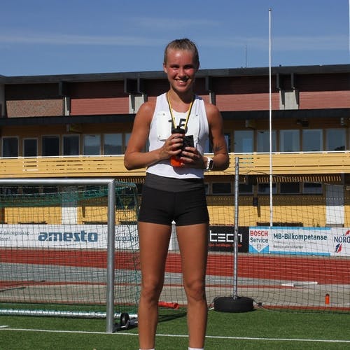 Christina Forstrønen Bruarøy var raskaste kvinne og vann klassen 19-35 år (foto: AH)