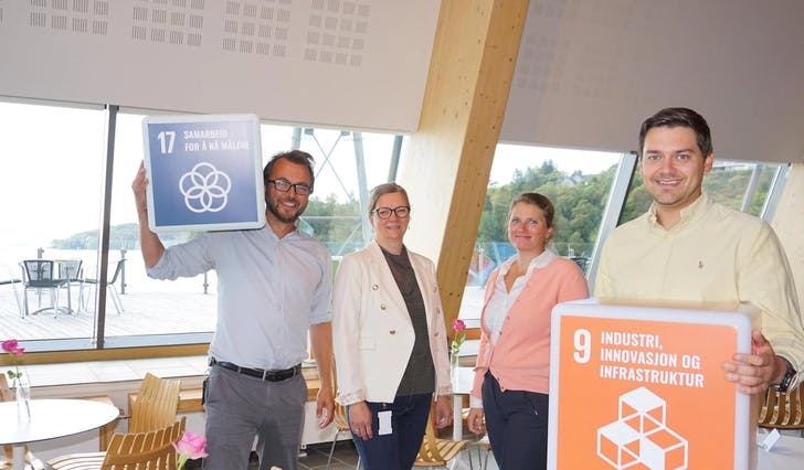 Ole Tobias, Veronica Synnøve og Jon Sivert fortalte i dag om eit tettpakka program for Framtid-dagane til Oseana. (Foto: Kjetil Vasby Bruarøy)
