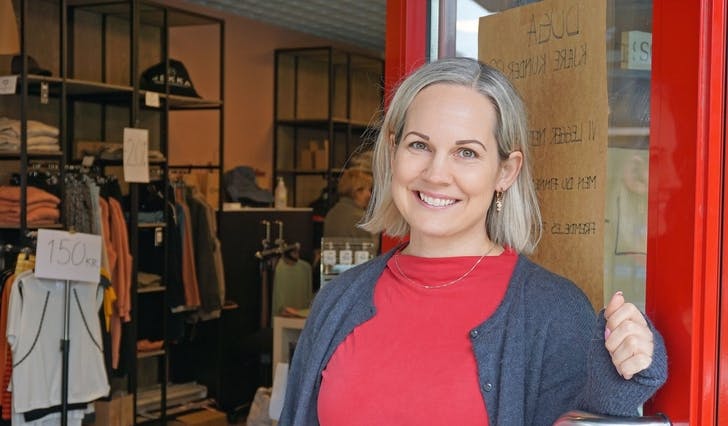 Marielle Aanes er i sin siste månad med butikk, Men Duga held fram på nett. (Foto: Kjetil Vasby Bruarøy)