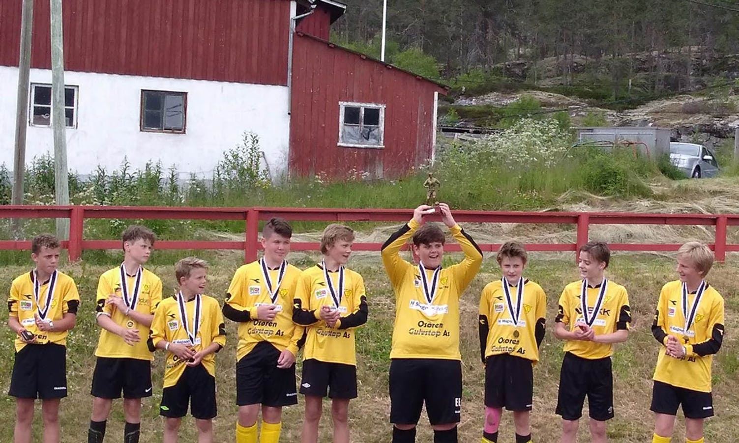 Os G14 tok 1. plass i 7-arfotball i Sogndal.