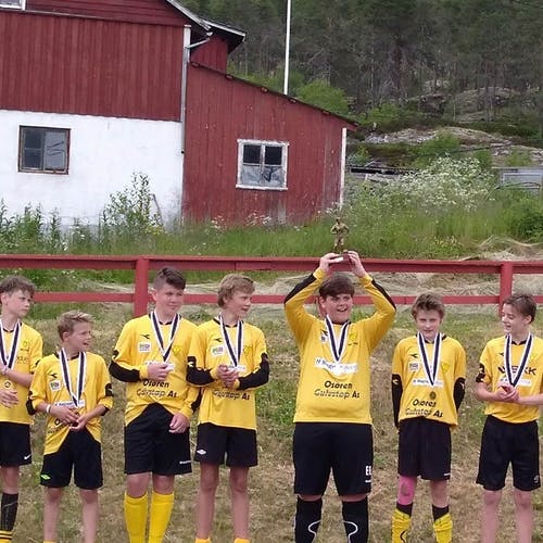 Os G14 tok 1. plass i 7-arfotball i Sogndal.