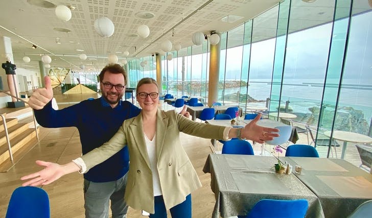 Ole Tobias Lindeberg og Veronica Søilen Halhjem ønskjer å skapa noko nytt på Oseana. (Foto: Ørjan Håland)