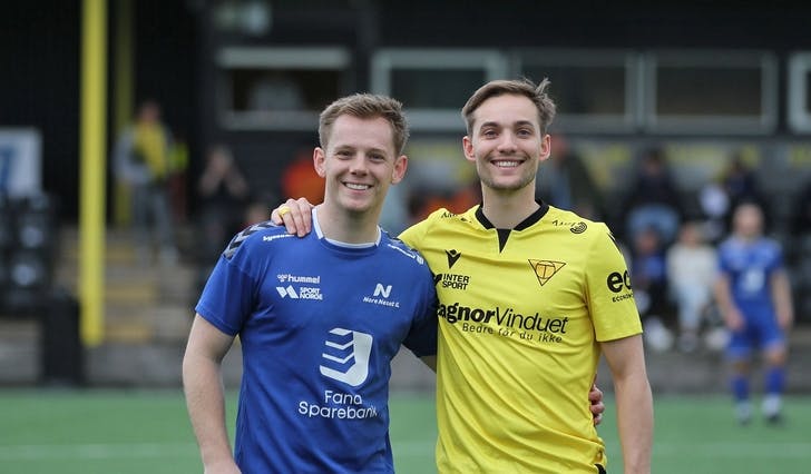 Thomas Stene Spilde (t.h.) og forlovaren Fredrik Ryngøye Dahl før dagens derby. (Foto: Kjetil Vasby Bruarøy)