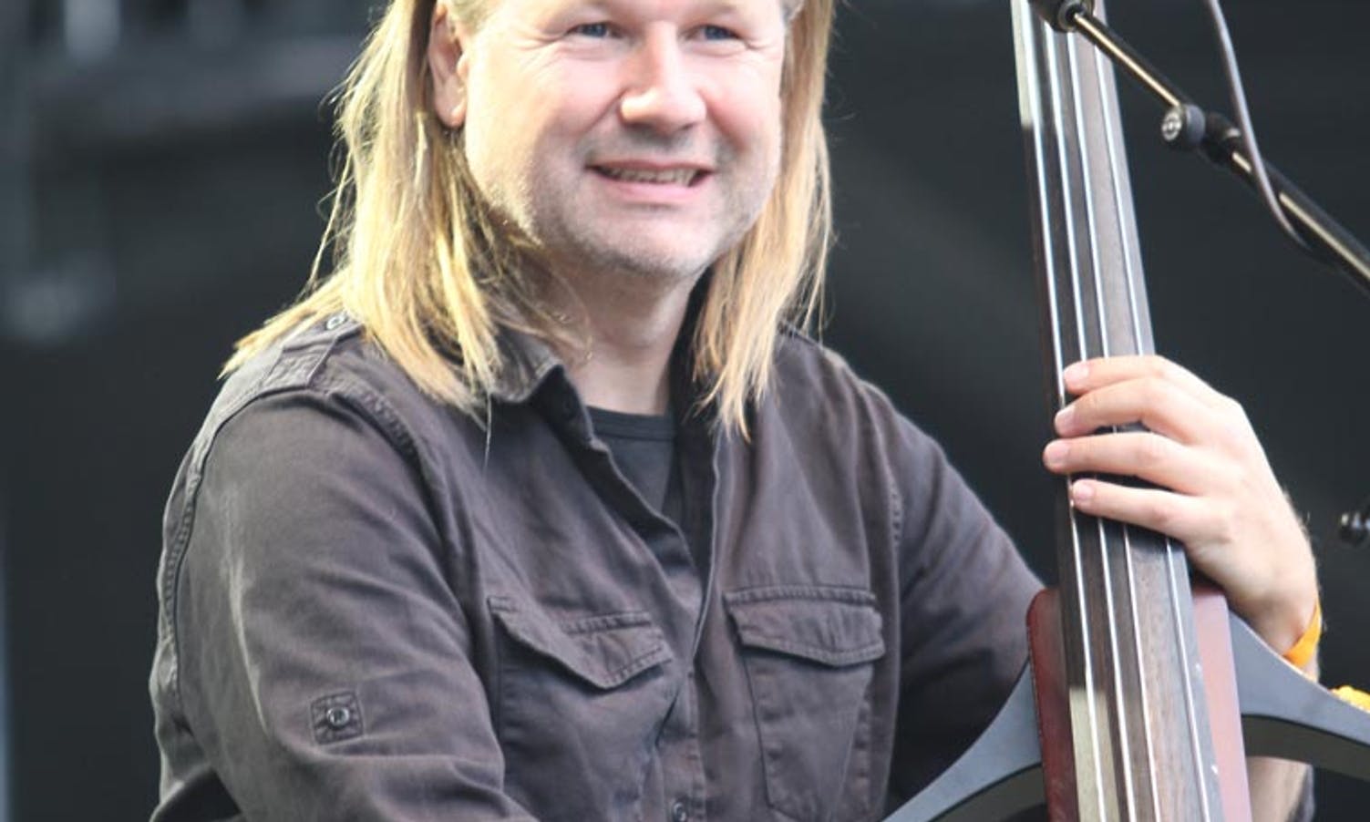 Alnæs-bassist (foto: Andris Hamre)
