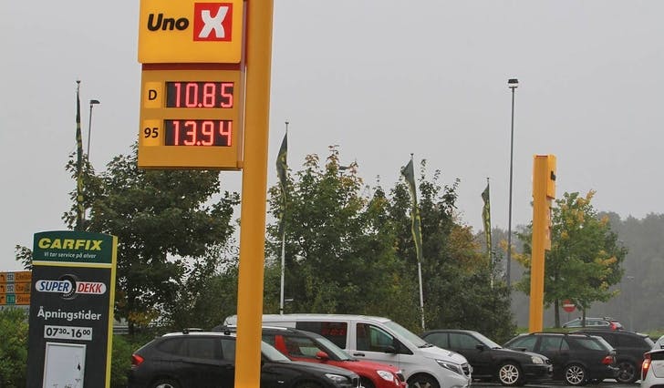 Drivstoffprisane var uvanleg låge i Os i dag. (Foto: Kjetil Vasby Bruarøy)