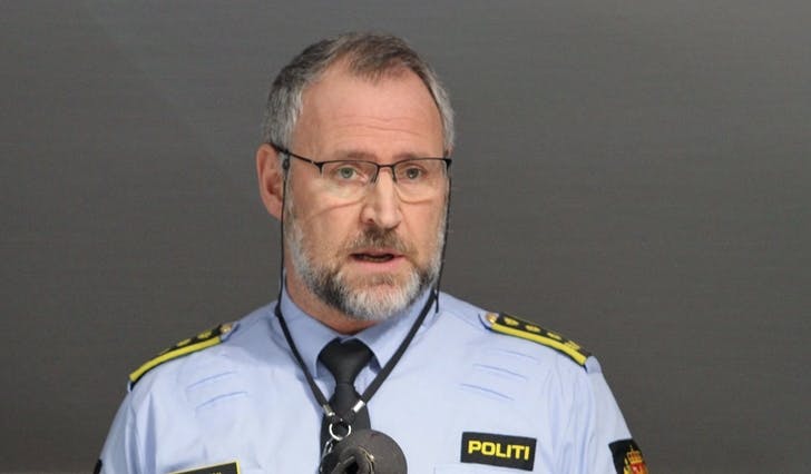 Politistasjonssjef Oddbjørn Dyrdal i kommunestyret torsdag. (Foto: Kjetil Vasby Bruarøy)