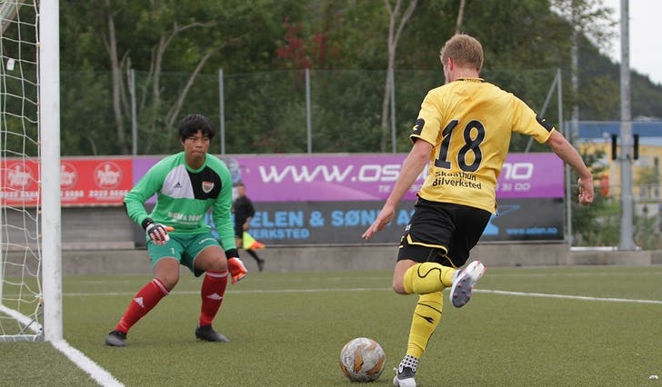 Sist Os spelte seriekamp mot Loddefjord var i 4. divisjon i 2018. Då vann Os 6-0 heime. (Arkivbilde: Kjetil Vasby Bruarøy)